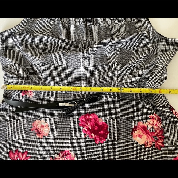 NWOT. ELLE A-LINE CASUAL DRESS. FIT AND FLARE SLEEVELESS BELTED DRESS - Picture 7 of 15